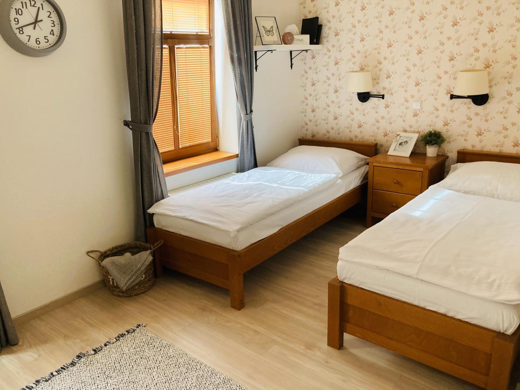 Hotel Posta Sobotka Bagian luar foto